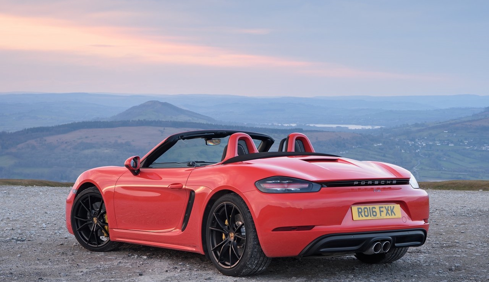 Porsche 718 Boxster